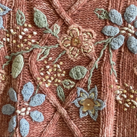 Vintage Pink Grandma Chenille Sweater Size Small - Picture 4 of 7